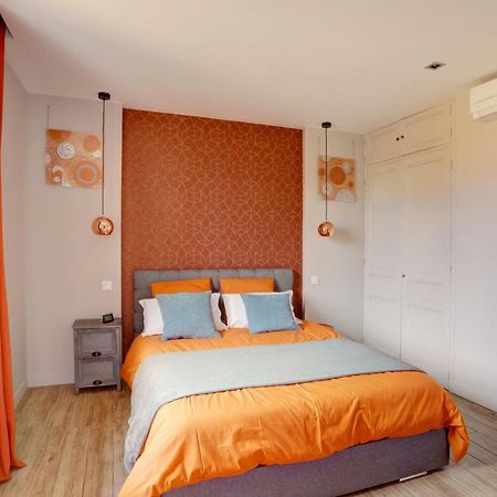 L'Amandine ,45 M2 Terrasse Et Garage Centre Ville Saint-Raphaël Εξωτερικό φωτογραφία