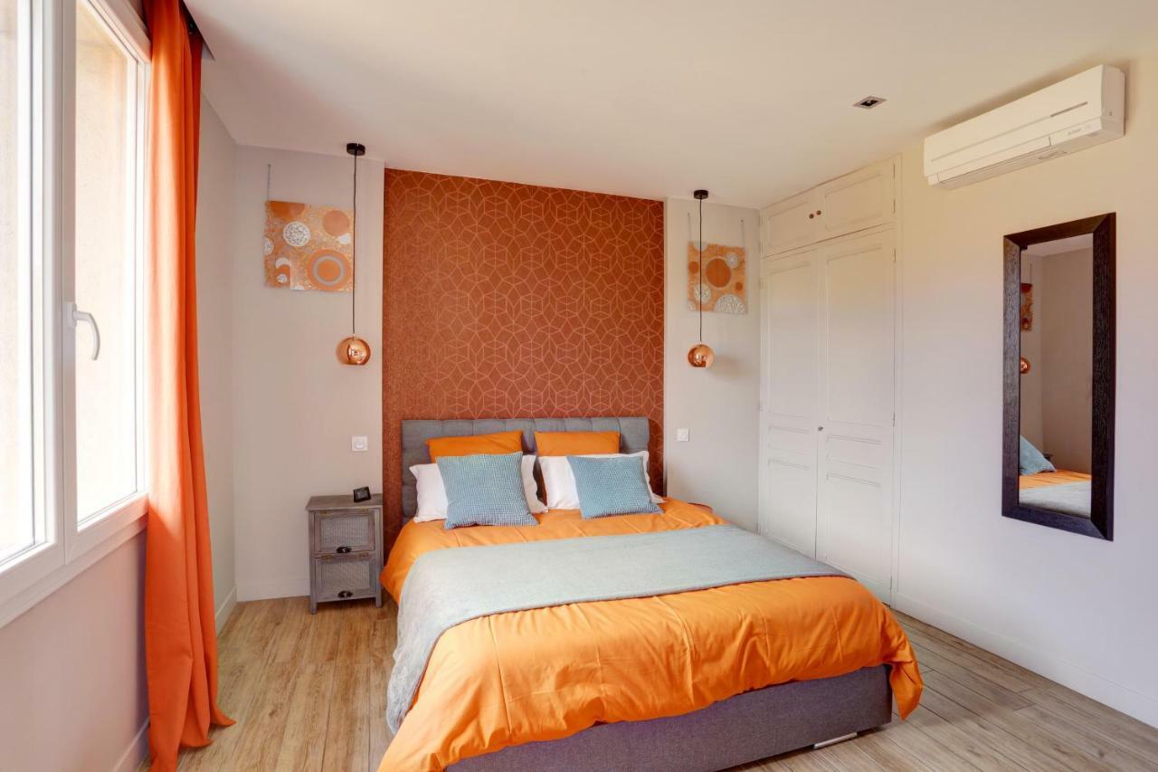 L'Amandine ,45 M2 Terrasse Et Garage Centre Ville Saint-Raphaël Εξωτερικό φωτογραφία