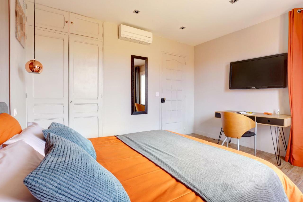L'Amandine ,45 M2 Terrasse Et Garage Centre Ville Saint-Raphaël Εξωτερικό φωτογραφία
